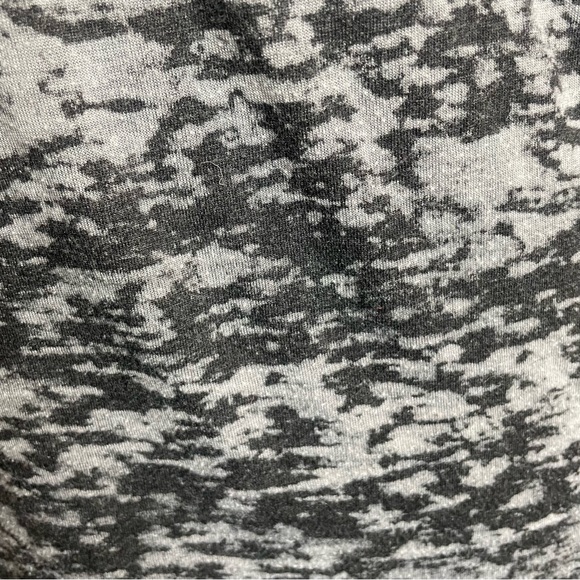 Allen Allen Black Space Dye Peace Sign Santa Hat Long Sleeve Tee Women’s Large - Picture 5 of 6